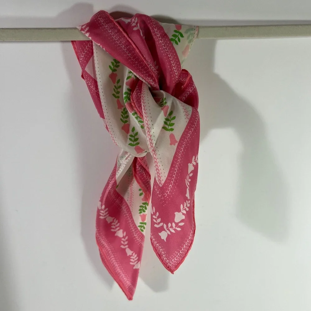 Vera Neumann Vintage Square 20